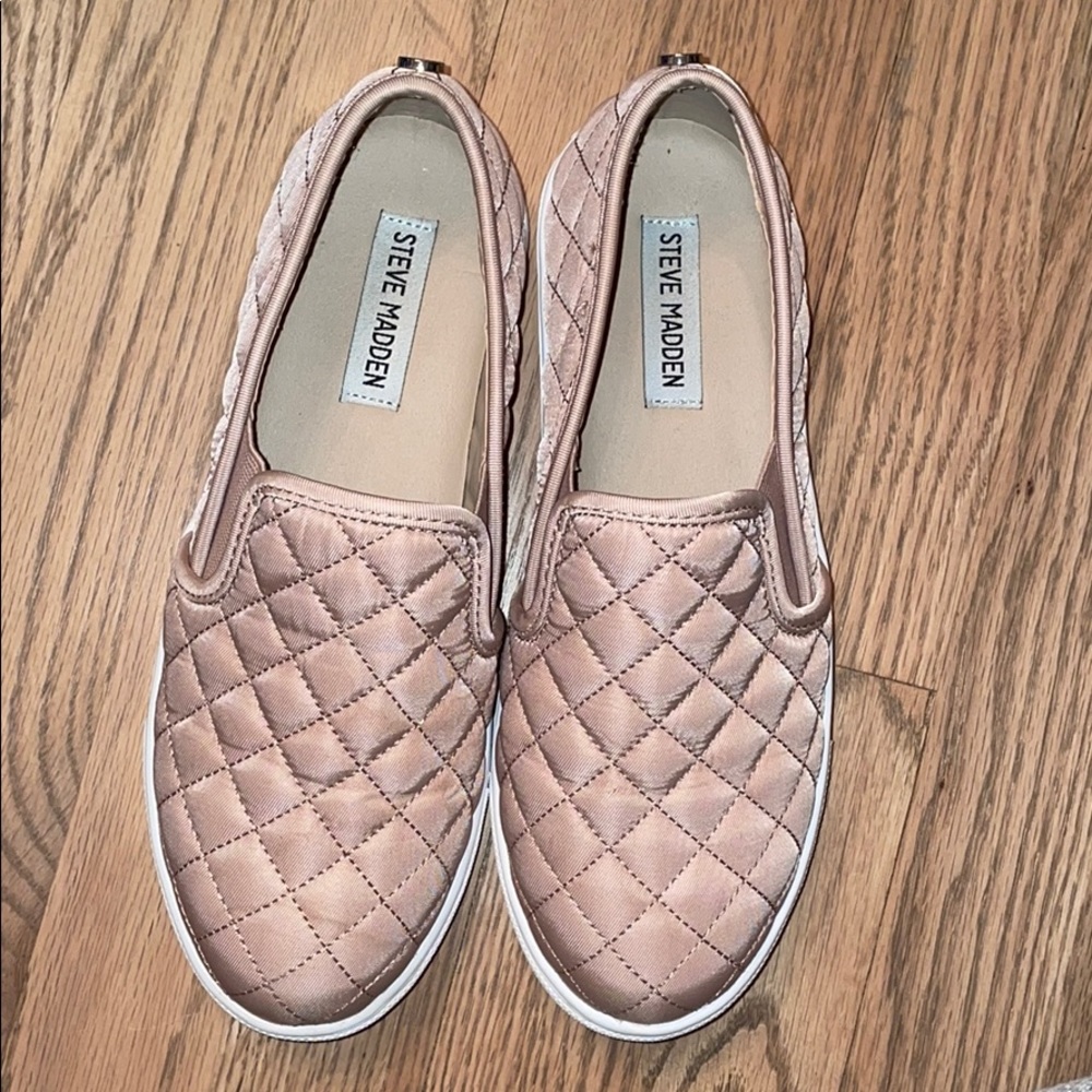 Pink shoes Steve maden